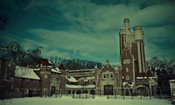 Movie image from Casa Loma