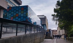 Movie image from Edifício Sir Martin Evans (Universidade de Cardiff)