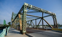 Real image from Cherry Street Strauss Trunnion Bascule Bridge