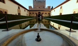 Movie image from Alhambra