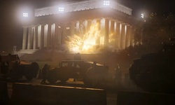 Movie image from Lincoln Memorial