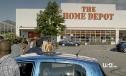 Movie image from O Home Depot
