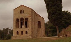 Movie image from Iglesia de Santa Maria del Naranco