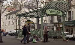 Movie image from Place des Abbesses