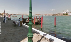 Real image from Port de Venise
