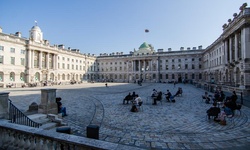 Real image from Buckingham Palace (courtyard)