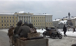 Movie image from Winter Palace (exterior)