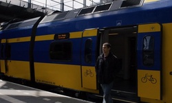 Movie image from Den Haag Centraal Railway Station