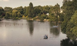 Movie image from Lake