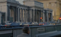 Movie image from Estação Hyde Park Corner (exterior)