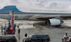 Movie image from Boarding Air Force One