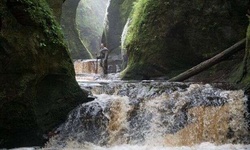 Movie image from Finnich Glen - The Devil's Pulpit