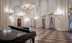 Real image from Salle de bal