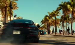Movie image from Calle Miami