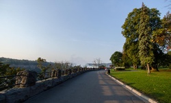 Real image from Pathway  (Queen Victoria Park)