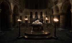 Movie image from St. Paul's Cathedral (crypt)