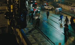Movie image from Russian Bridge