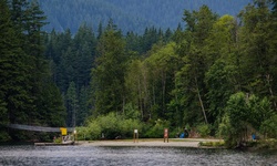 Real image from Playa Norte (Lago Buntzen)