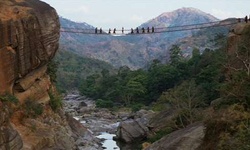Movie image from Victoria Dam Observation Center - Mahaweli River