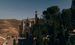 Movie image from The Royal Collegiate Church of Santa María La Mayor