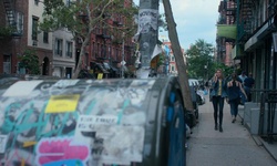 Movie image from East 9th Street (entre la 1ère et la 2ème rue)