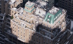 Movie image from 480 Park Avenue