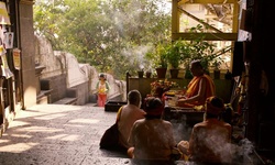Movie image from Templo Babulnath