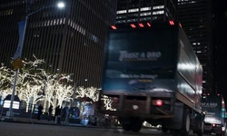 Movie image from 6-я авеню (между 48-й и 49-й)