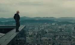 Movie image from Skyscraper