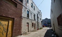 Real image from Alley (north of College, west of Spadina)