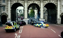 Movie image from Admiralty Arch