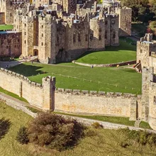 Замок Алнвик